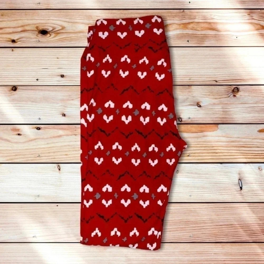 Lularoe Hearts OS Leggings NWOT